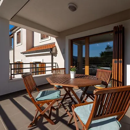Flandria Apartmán *